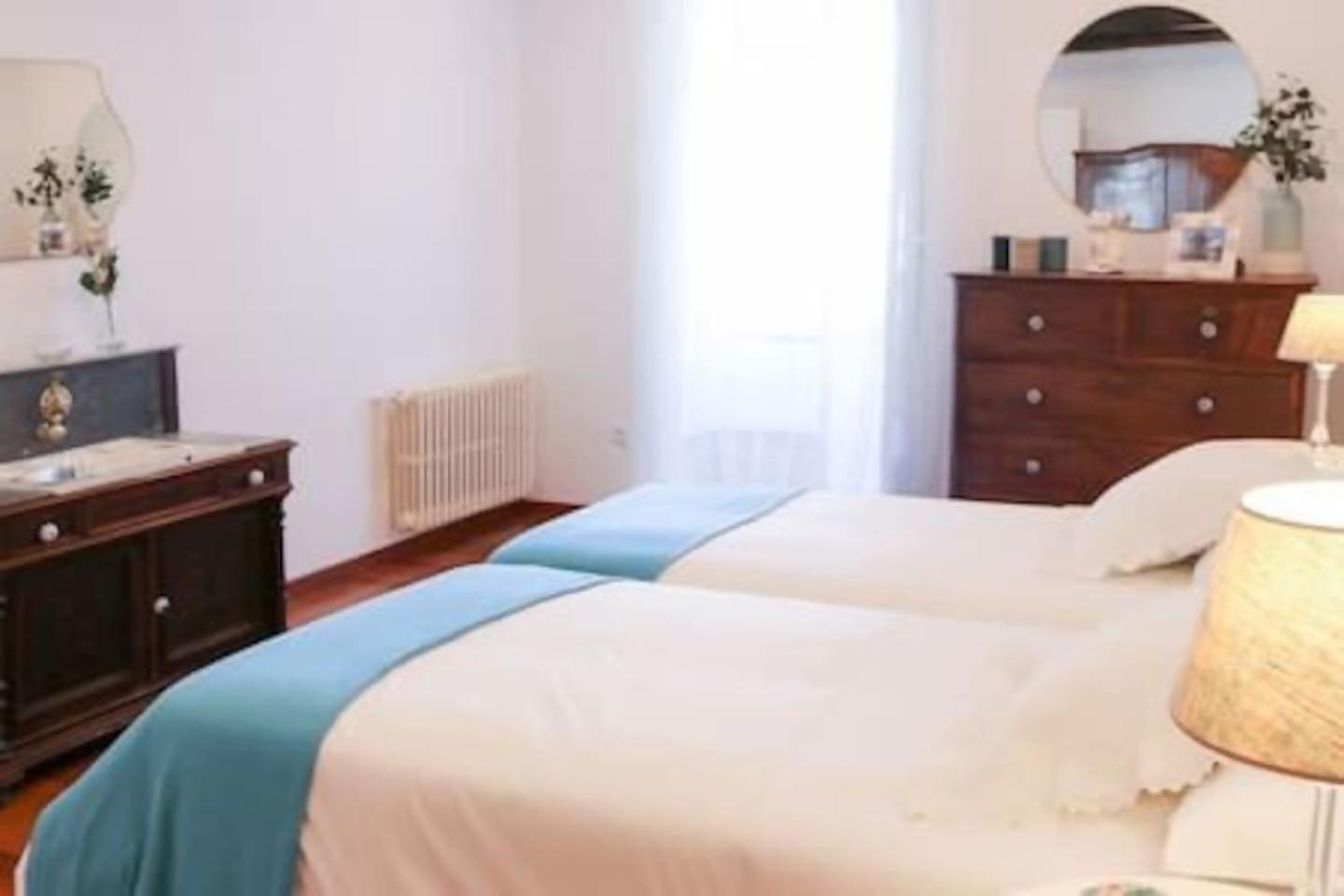Apartamento Exclusivo En Zona Monumental Apartment Santiago de Compostela Luaran gambar